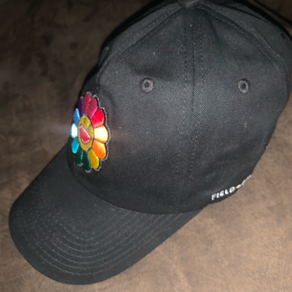 Hat - Picture 2 of 3